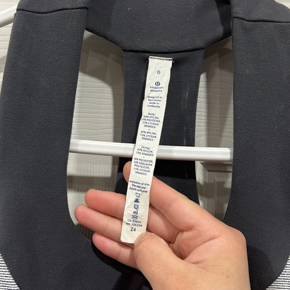 Lululemon scoop neck tank top - Picture 2 of 5